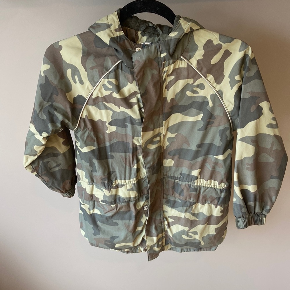 The Children’s Place spring jacket camo size 5/6